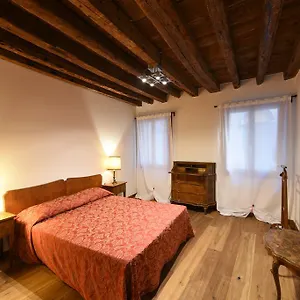  Apartment Mercerie E Capitello Italien